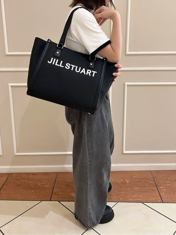 6979806_media_0_t_720_20250923