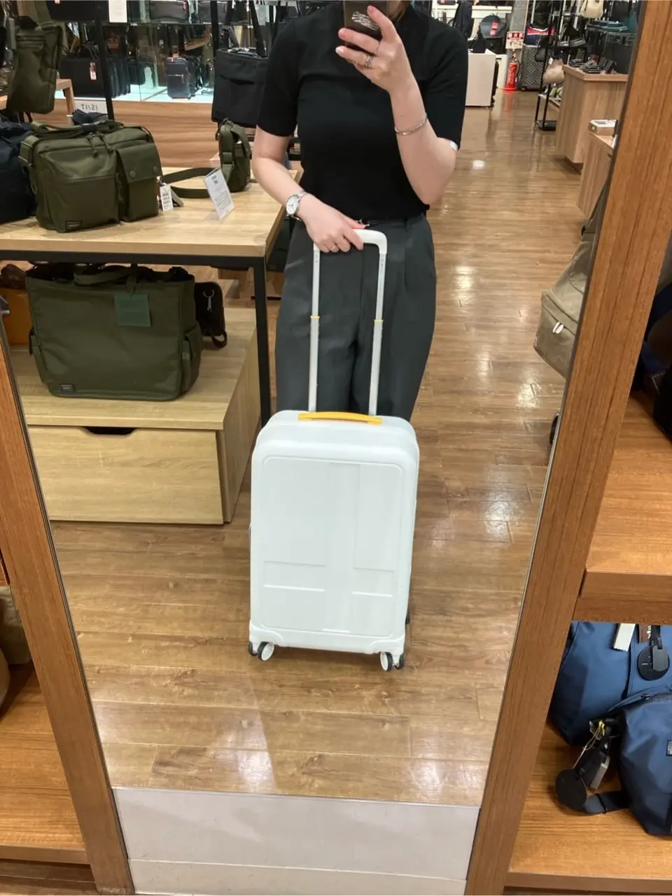 イノベーター スーツケース 別注 IND19 軽量 38L 55cm 1.9kg innovator