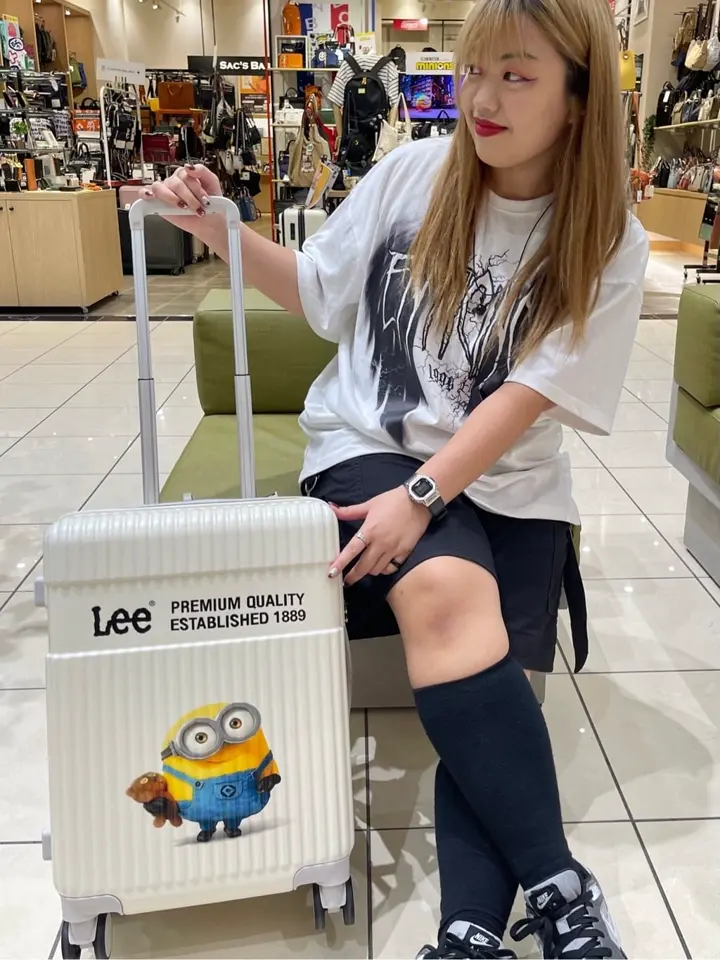 Lee×ミニオンズ トランク Lee ミニオン スーツケース 52L 58L 62cm 3.6kg 320-30001