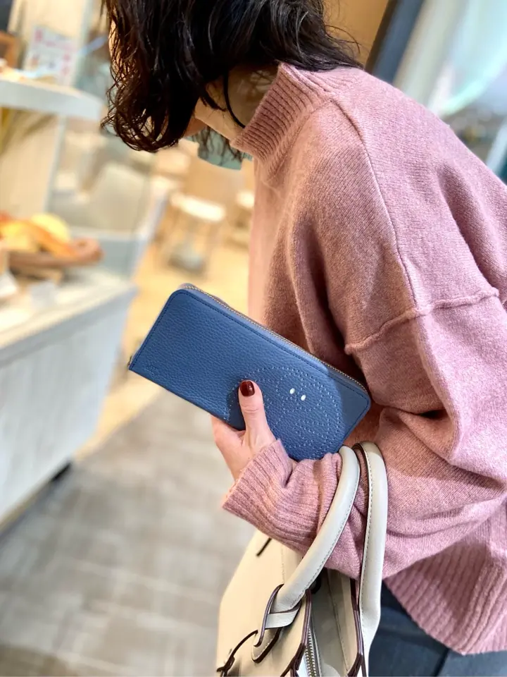 ドラえもん エフィー 長財布 ラウンドファスナー レディース CLB3-01