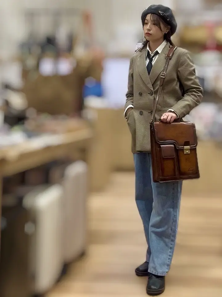 青木鞄 縦型ショルダーバッグ 5221 50 ブラウン 【 アオキ カバン