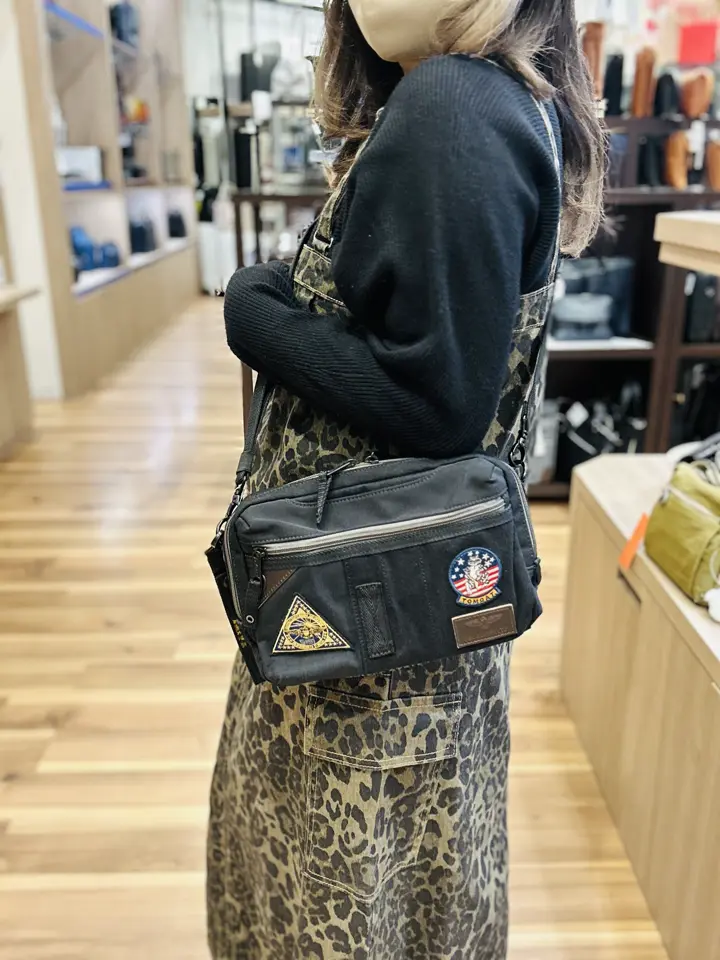 アヴィレックス ショルダーバッグ トップガン3 限定モデル メンズ