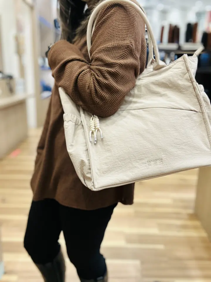 サムソナイトレッド 別注 トートバッグ パフィオーバーナイター