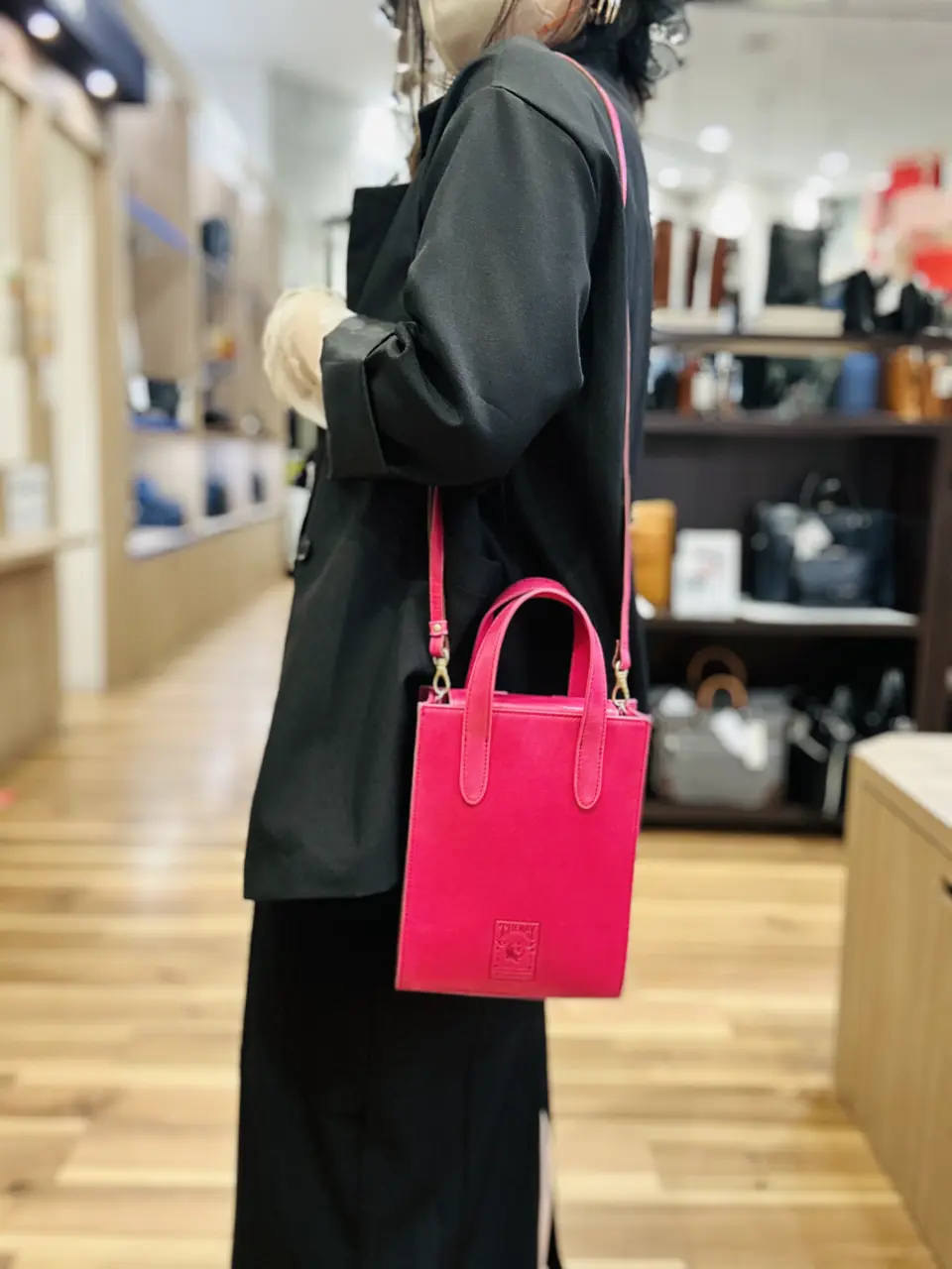 12/28/2025の921の投稿