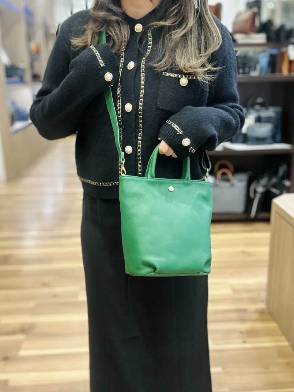 ハンドメイド「草原」 1/2/2026の921の投稿