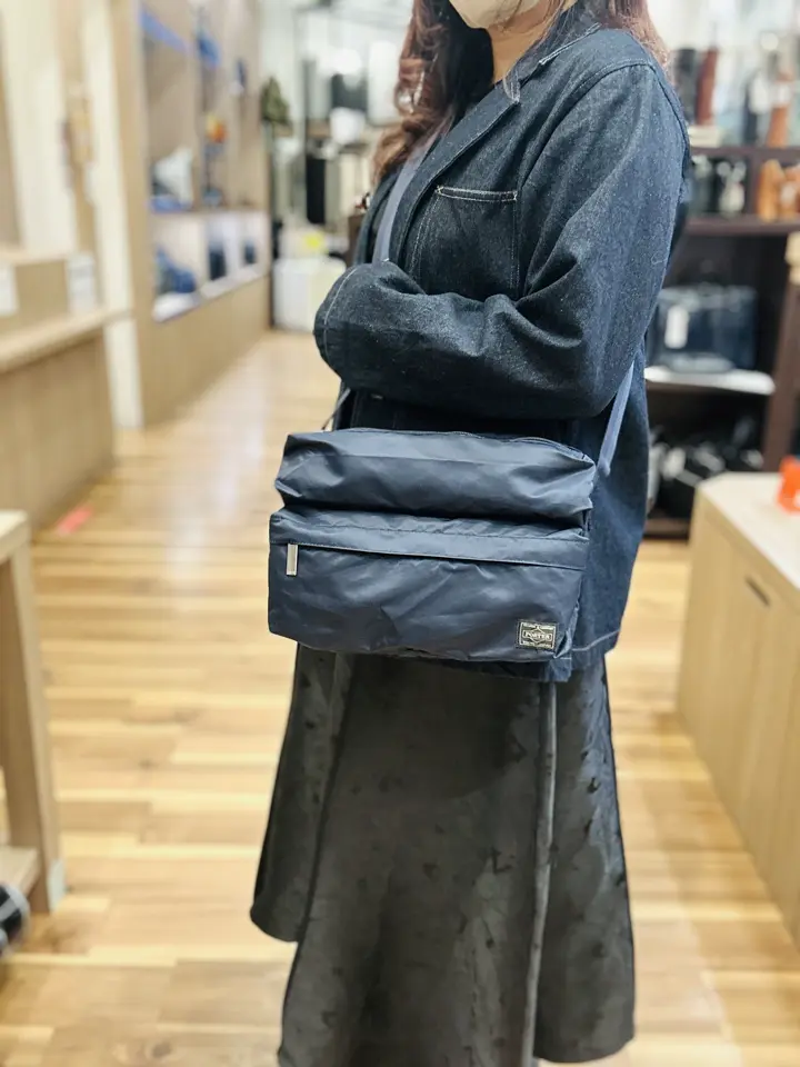 ポーター フレーム ショルダーバッグ(S) 690-17848 PORTER FRAME 吉田