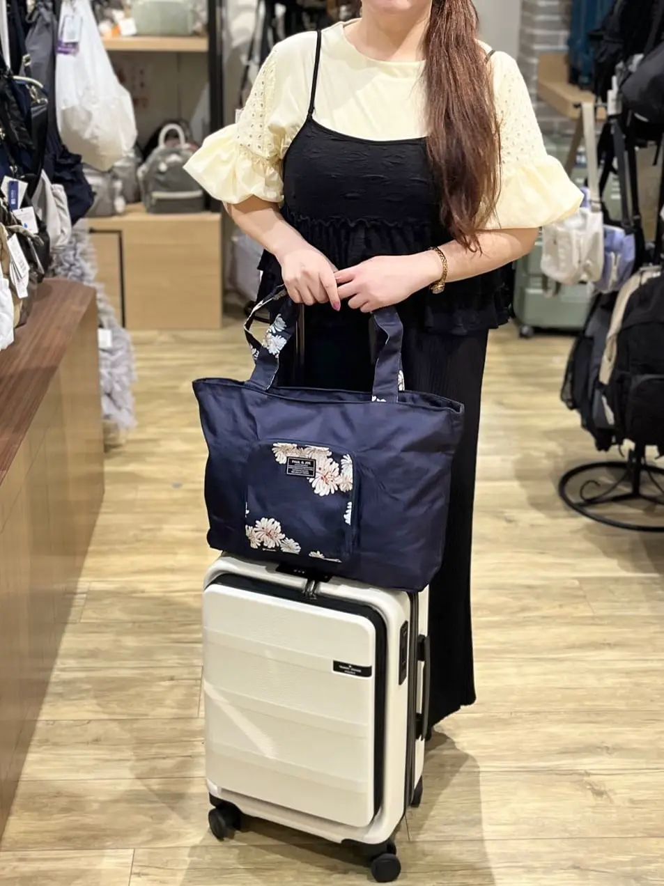 さくら様専用です。美品！トランジットの素敵なロングブラウスです！TRANSIT トランジットラウンジ スーツケース リップル プラス 37(42)L  46cm 3.6kg 80241 TRANSIT LOUNGE ripple PLUS | キャリーケース ハードキャリー ファスナー  フロントオープン 機内持ち込み可 TSA ...