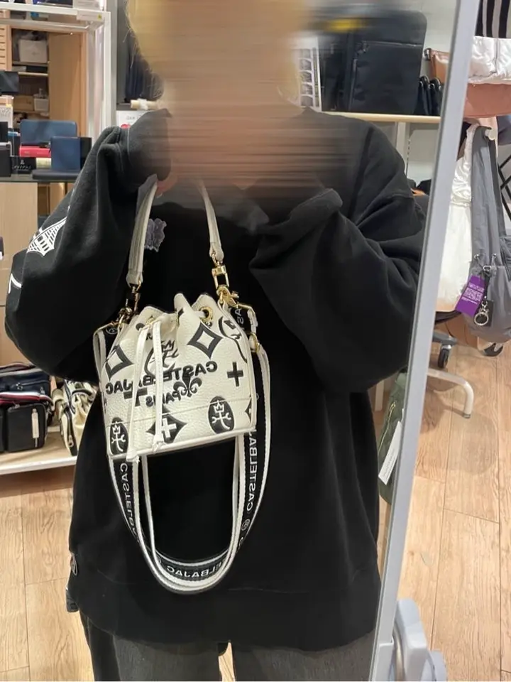 カステルバジャック ミニショルダー 撥水 巾着 ショルダーバッグ