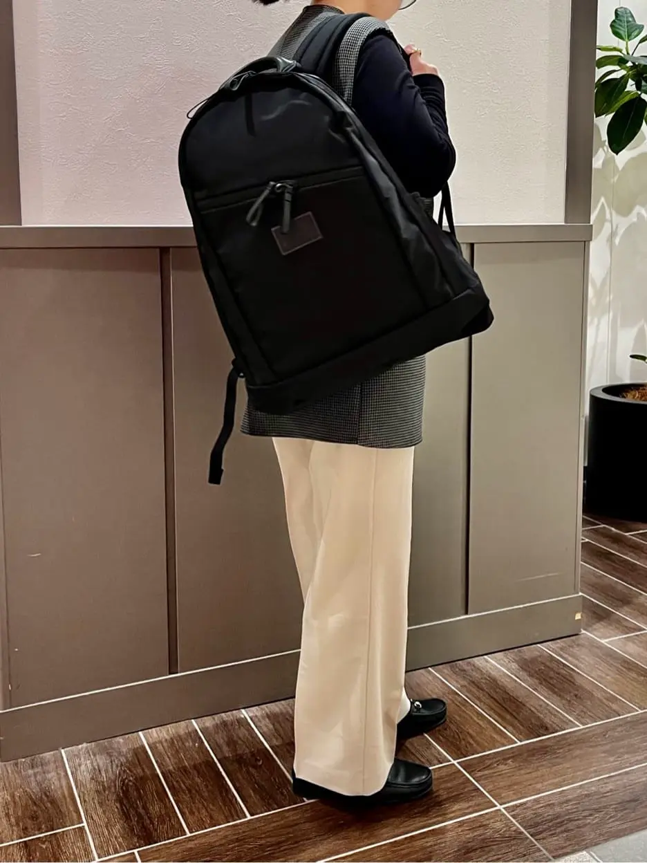 グレゴリー プラグ リュックサック GREGORY Plug ブラック グレゴリー x Plug DAYPACK | プラグ(PLUG) | マルイウェブチャネル