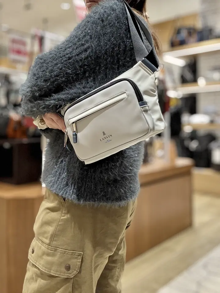 ランバンオンブルー ショルダーバッグ ミニショルダー 斜め掛け メンズ