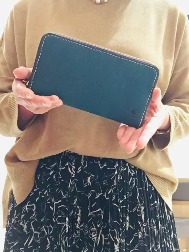 キソラ 長財布 ラウンドファスナー ミネルバボックス ユニセックス