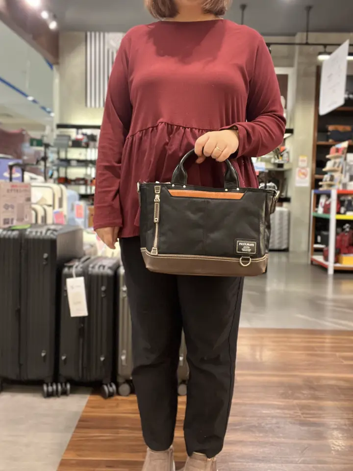 新品タグ付き✨️ SHAREEF BODY BAG VEST BLOUSON 大阪店WEB限定【Chikashitsu +】leather pocket shoulder bag 3 | OUR