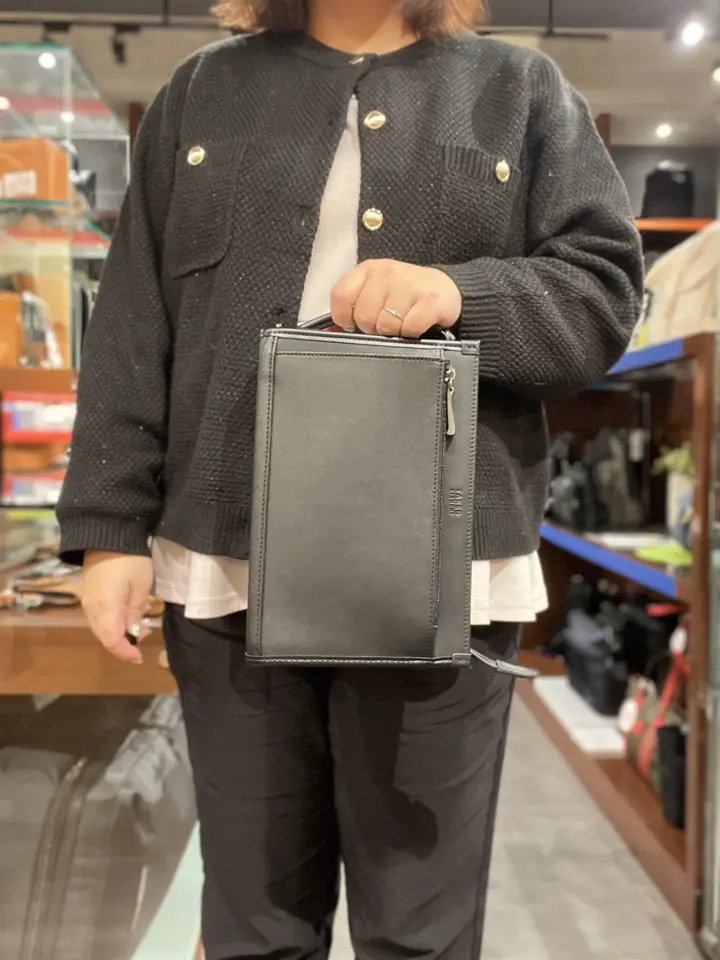 タケオキクチ クラッチバッグ ポーチ マルチポーチ セカンドバッグ 冠