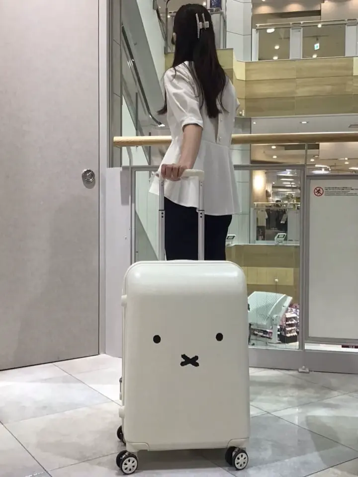 ♬ハピタス ミッフィー ストロベリーキャリーケース スーツケース♬ ♬ハピタス ミッフィー ストロベリーキャリーケース スーツ