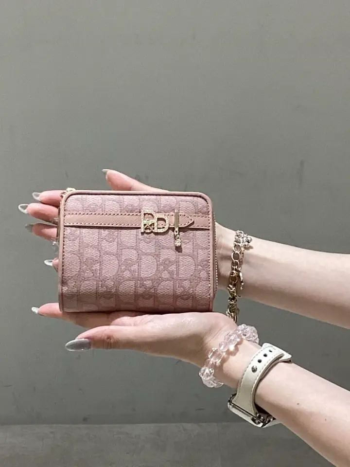 美品　希少　Pinky&Dianne　ピンキーアンドダイアン ブルーフォックス WEB限定商品］ ［URBAN PRECIOUS］ ブラッシュ