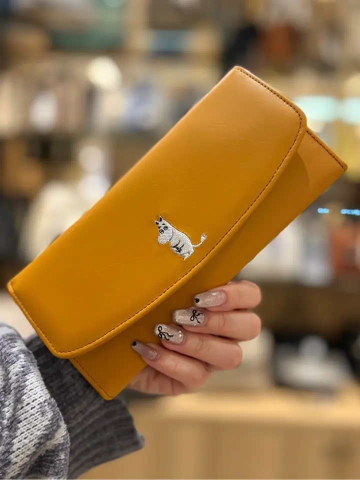 新品 kissora ムーミン 刺繍 かぶせロング 長財布 スナフキン キャメル 楽天市場】【全品10倍☆11/4(火)0時迄】キソラ ムーミン 長財布