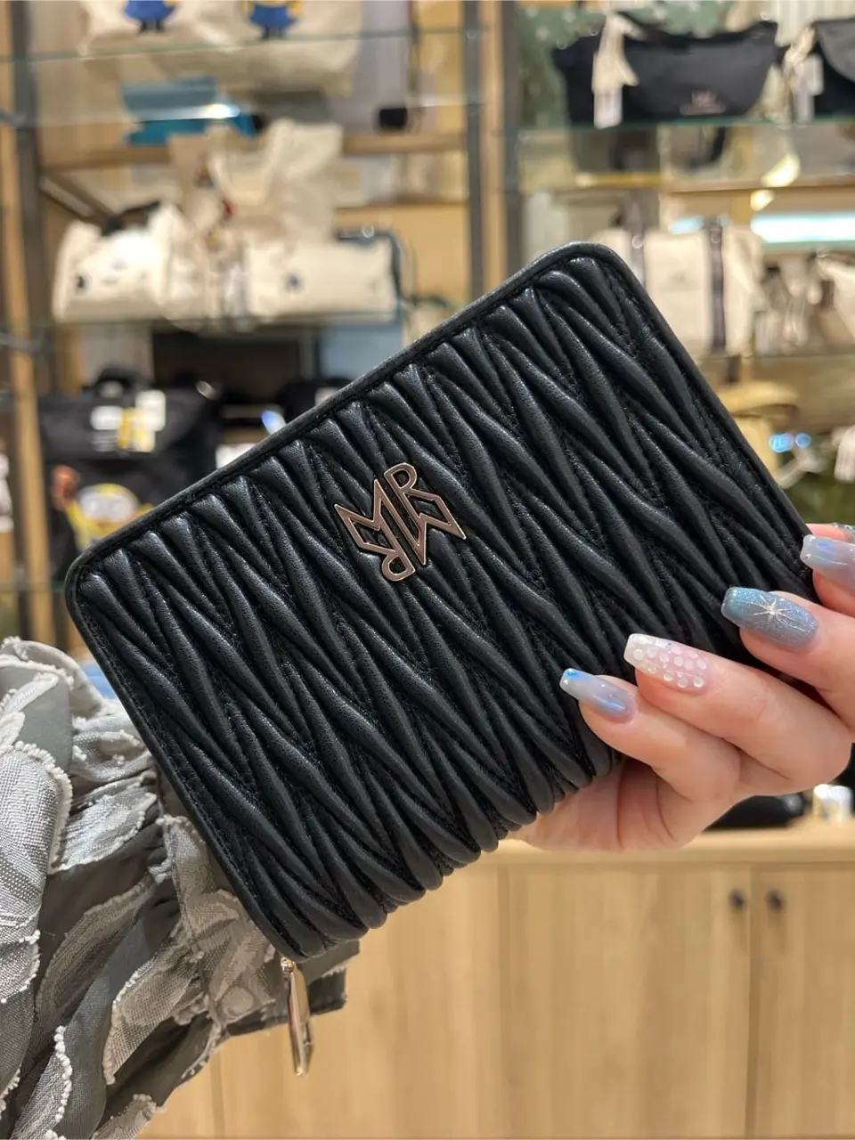 Toriの投稿(1416188555960541184)