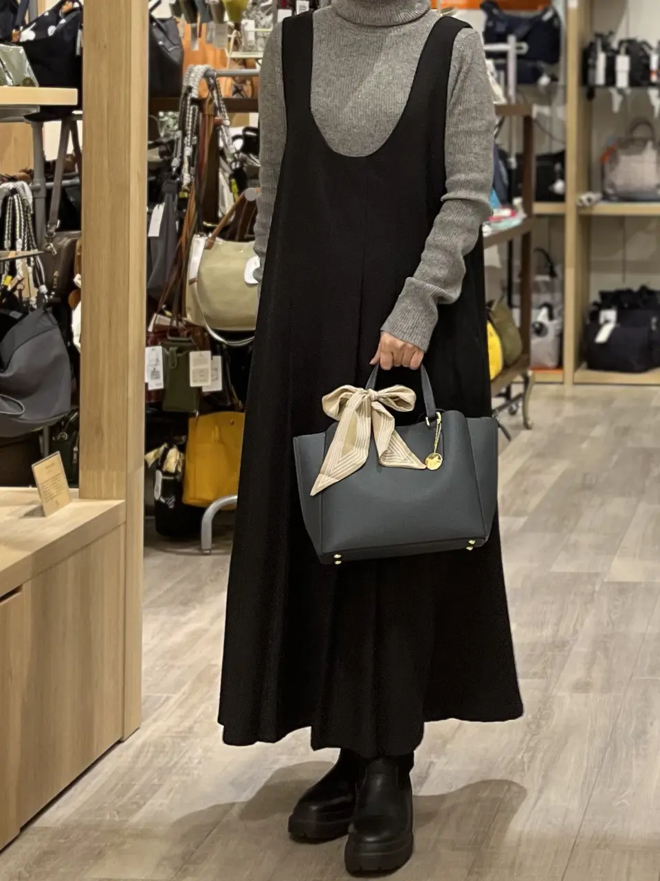 ケスクルデザイン ハンドバッグ レディース DC4-095 Quest ce