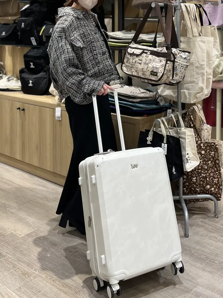 Lee スーツケース 60L 61cm 3.7kg 22インチ ハードキャリー 4輪 320