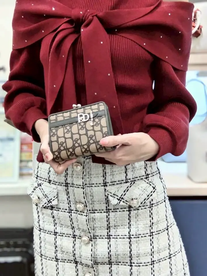 ピンキーアンドダイアン 二つ折り財布 がま口 パドロック レディース