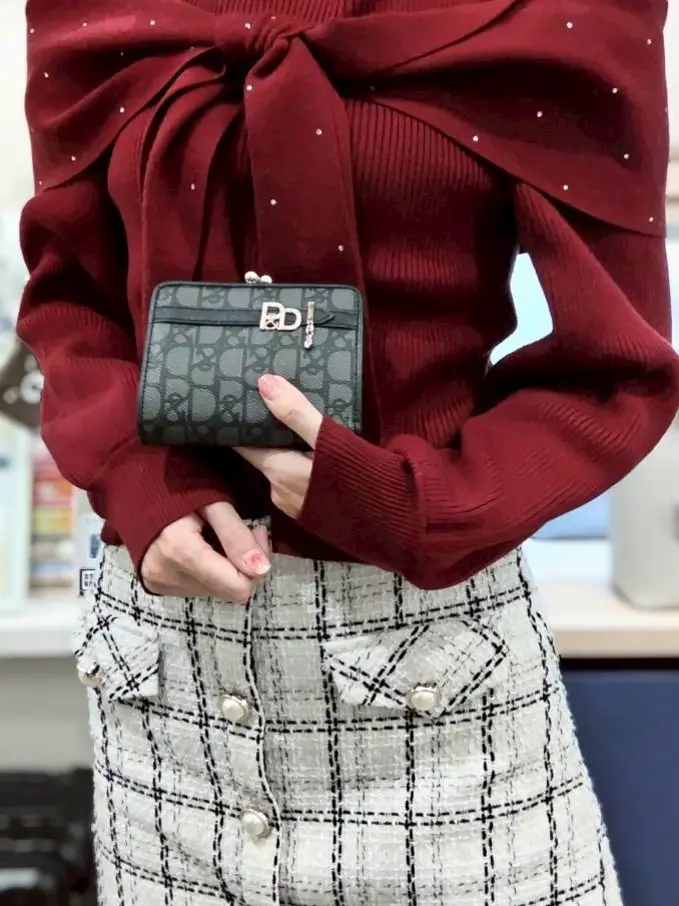 ピンキーアンドダイアン 二つ折り財布 がま口 パドロック レディース