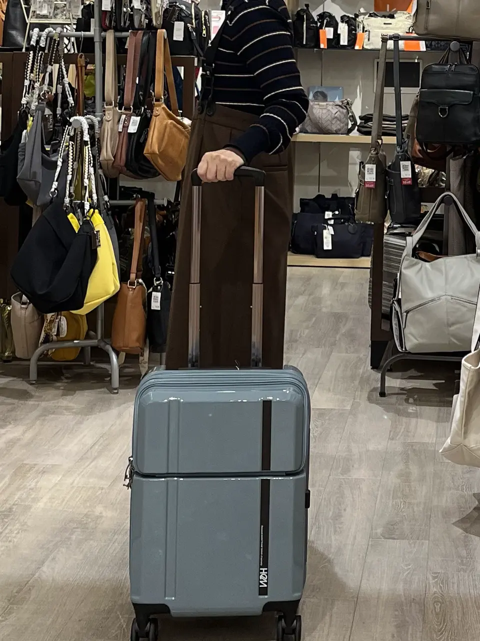 ヘム スーツケース 43L 53cm 3.6kg 機内持ち込み 39-50820（旧品番 39