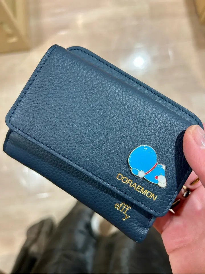 ドラえもん 50th 二つ折り財布 青色 ドラえもん 50th 二つ折り財布 青色 - メルカリ