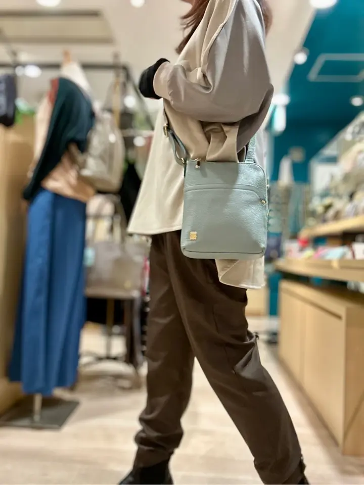 エフィー ミニショルダーバッグ レディース TK4-006 efffy | 牛革 日本