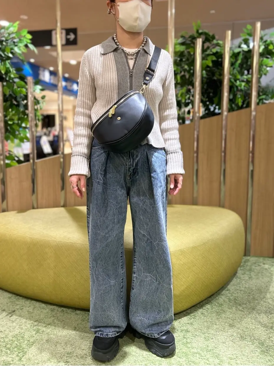 ヨコイの投稿(1415976495796477952)