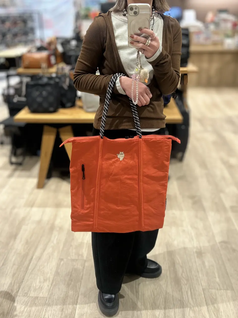 ヨコイの投稿(1439478239062966272)