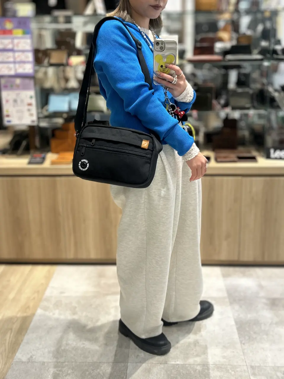 W223×Ｌ183cm2枚　ハニーサックルペンシルカーテンタイバック付き Le Vernis（ル・ベルニ） トートバッグ Paracord handle mesh bag 235
