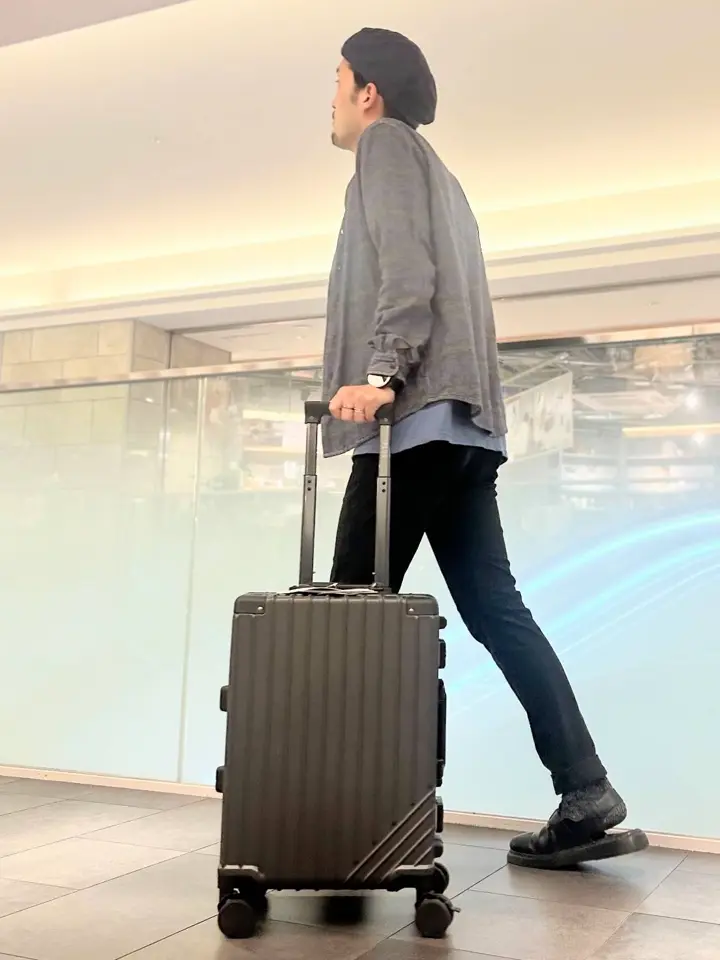 プラグ スーツケース 55L 60cm 4.3kg PLGT1-002 PLUG | キャリーケース