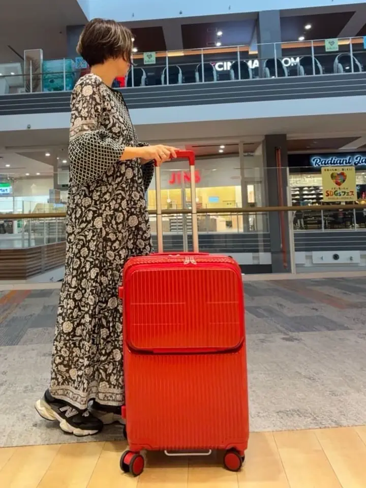 イノベーター スーツケース 62L 65.5cm 4kg TSAロック搭載 軽量 INV60M