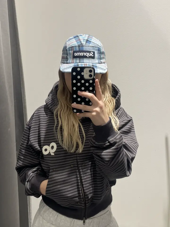 90 Logo Stripe Zip Hoodie – YZ