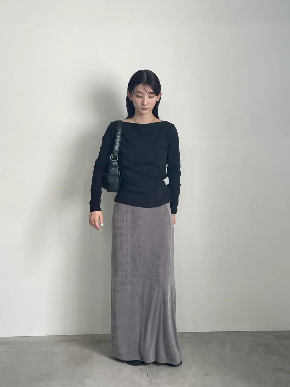 2color 】ウエストレースカットアウトオフショルトップス