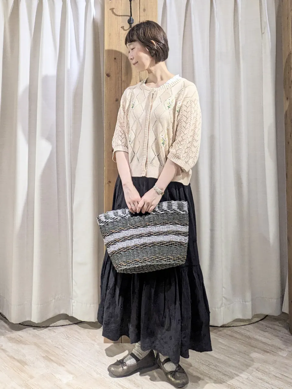 セール】 ビーズ花刺繍カーディガン（ベージュ/ミント/キナリ/トップス