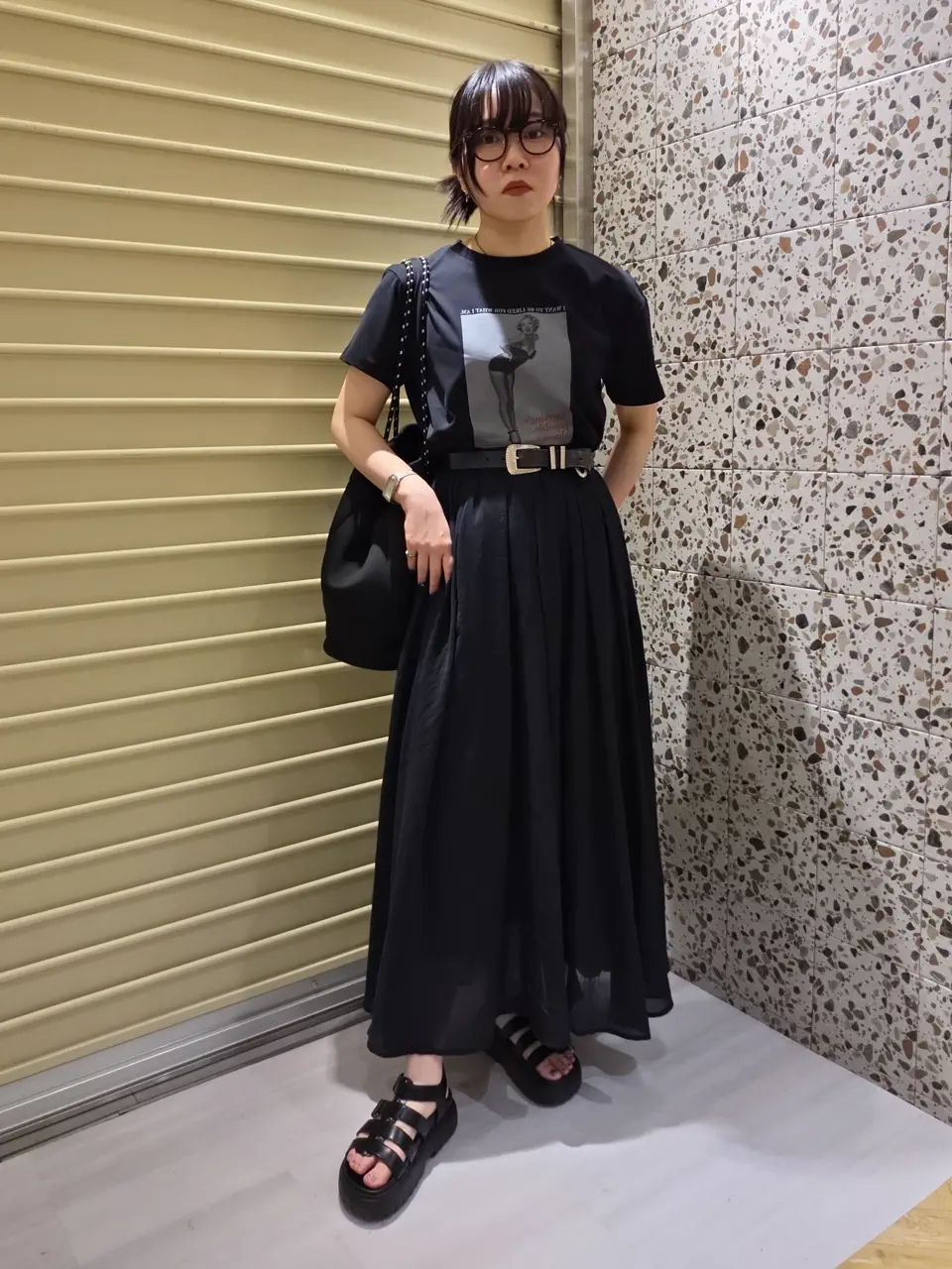セール】 マリリンモンローモノクロフォトTシャツ（オフホワイト