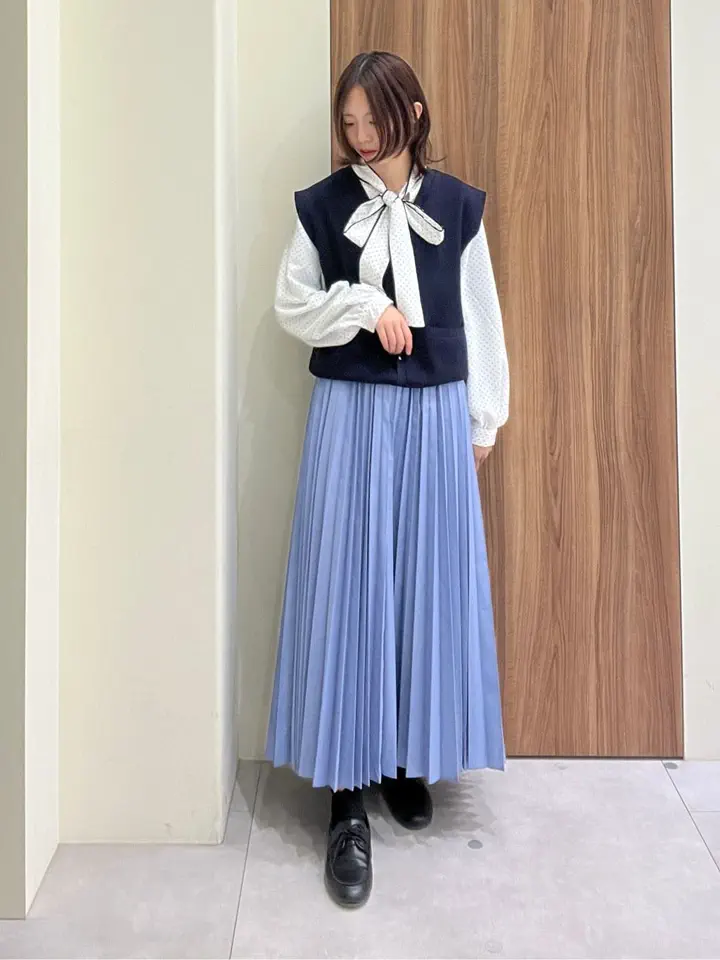 セール】 総針ポケット付きVネックベスト《2026 spring catalog item