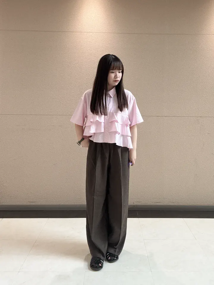 セール】 半袖ティアードフリルクロップトシャツ（グレー/ピンク