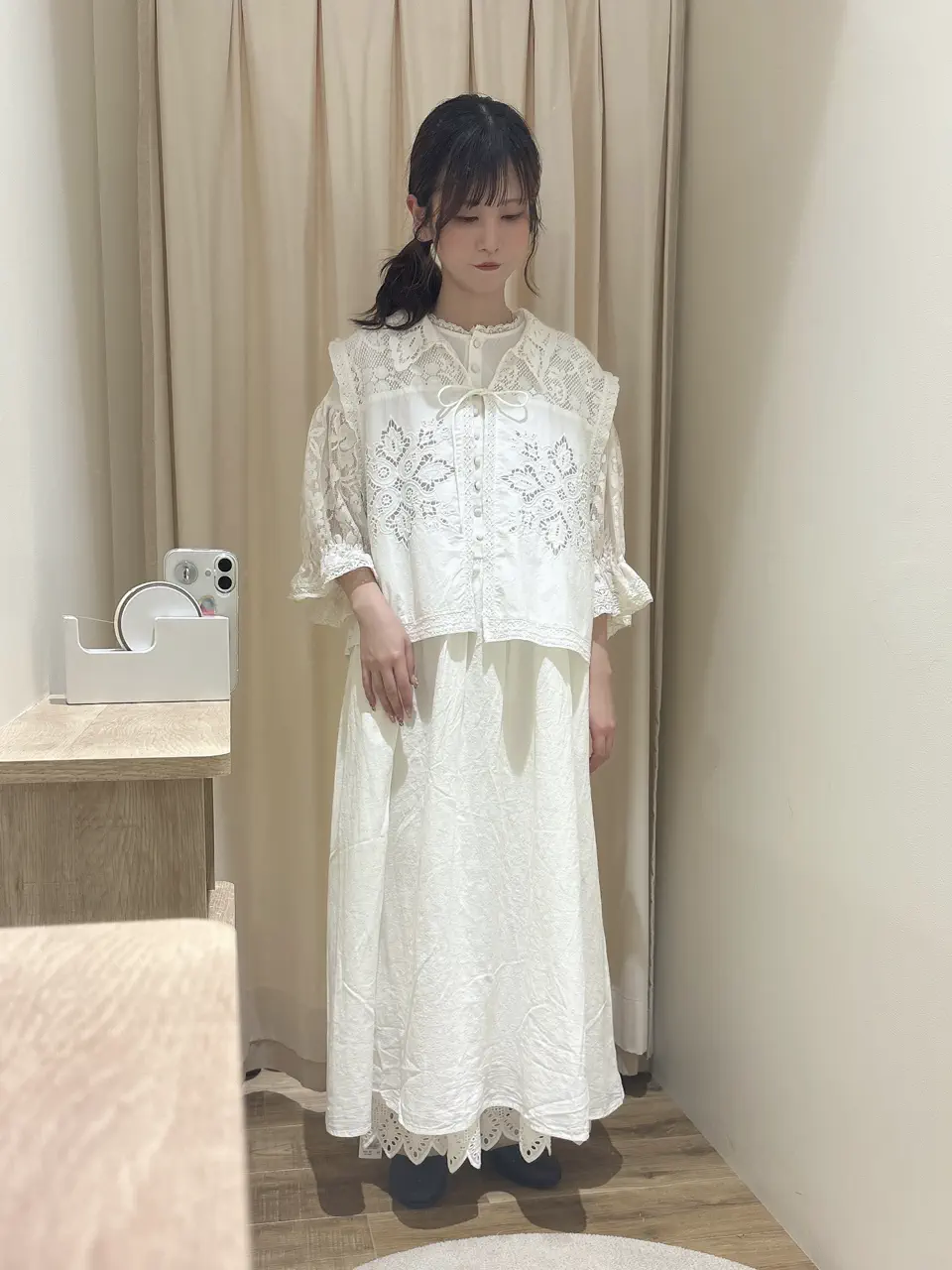 接触冷感】裾スカラップレースカットペチパンツ（オフホワイト