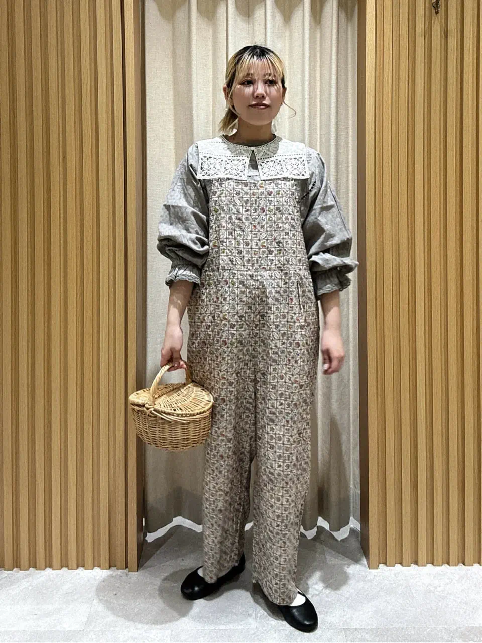 セール】 ドビーカットワーク刺繍ブラウス（オフホワイト/グレー
