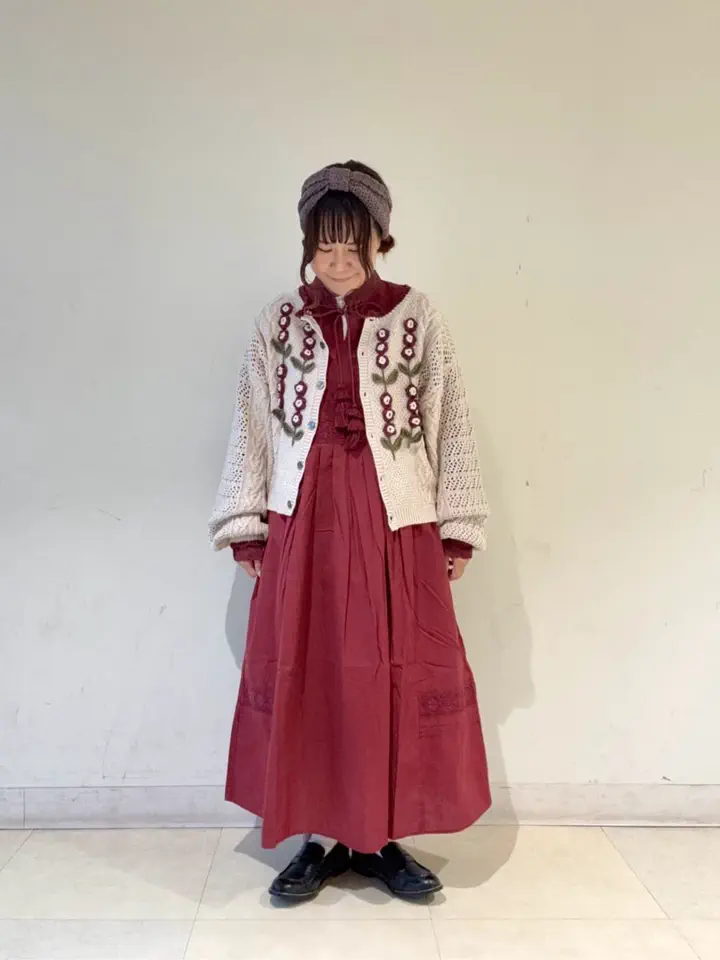 セール】 【WEB限定 Sサイズ】刺繍切替レースワンピース（ブラック