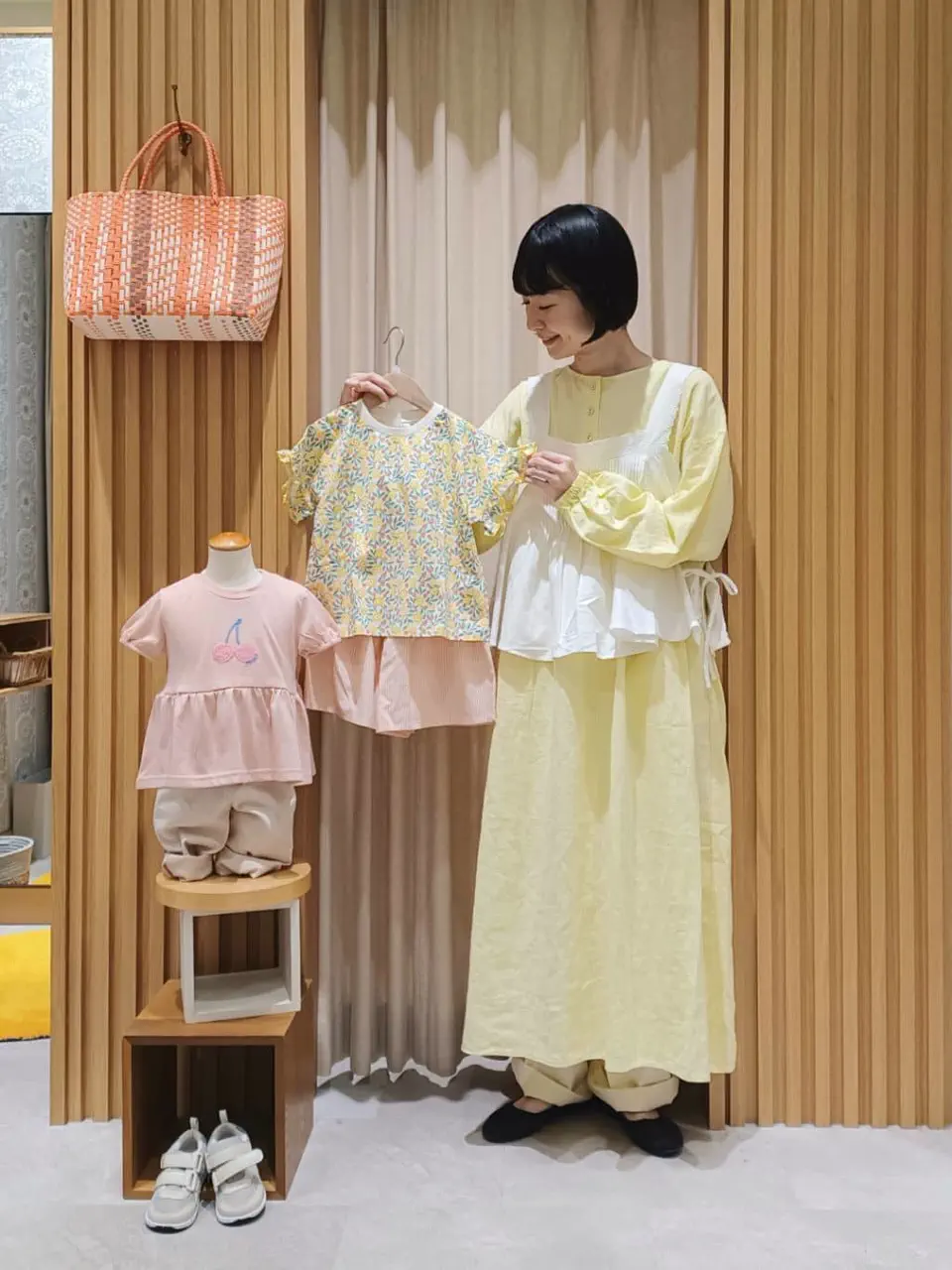 セール】 花柄袖フリルTシャツ（イエロー/ラベンダー/トップス/Tシャツ