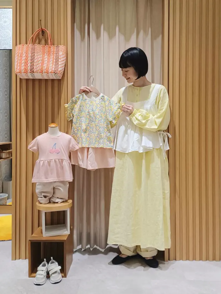 花柄袖フリルTシャツ（イエロー/ラベンダー/トップス/Tシャツ