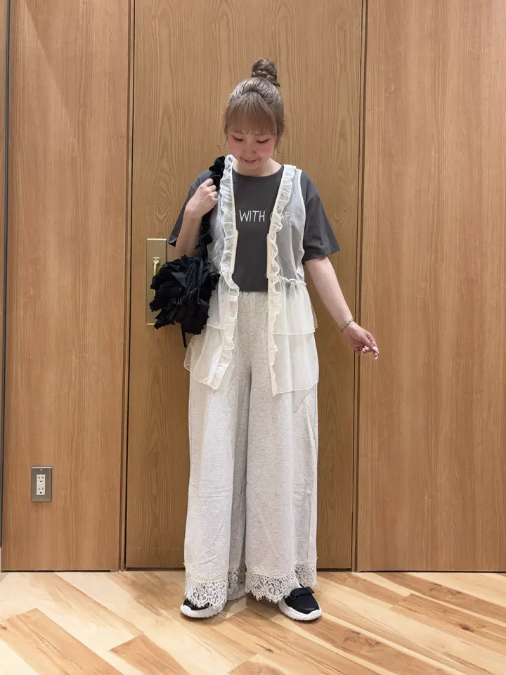 最終値下げ morphose 無地ラッセルレースつきボンネット セール】 【接触冷感】ミニ裏毛裾レースカットパンツ（グレー/ブラック