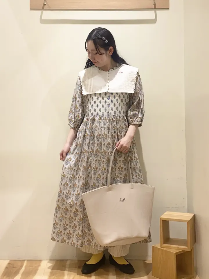 セール】 【SA刺繍】くるみボタンセーラー付け襟（オフホワイト