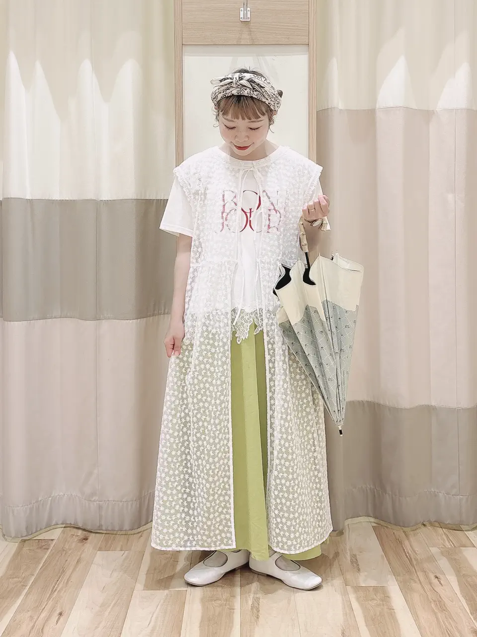 チュール刺繍前後2WAYノースリワンピース（オフホワイト/ブラック