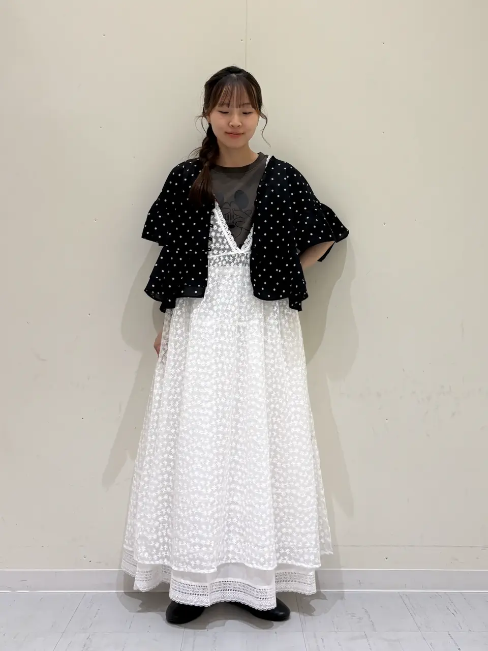セール】 チュール刺繍前後2WAYノースリワンピース（オフホワイト