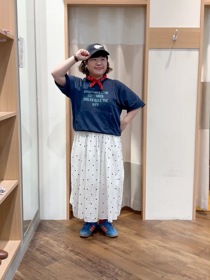 【新品タグ付き】サマンサモスモス＊フリルキャミワンピース ★ブルー 新品タグ付き】サマンサモスモス＊フリルキャミワンピース ☆ブルー 柄
