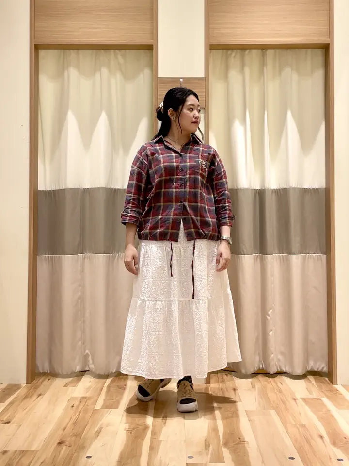 Disney】ミッキーマウス/総刺繍スカート（オフホワイト/ブラック
